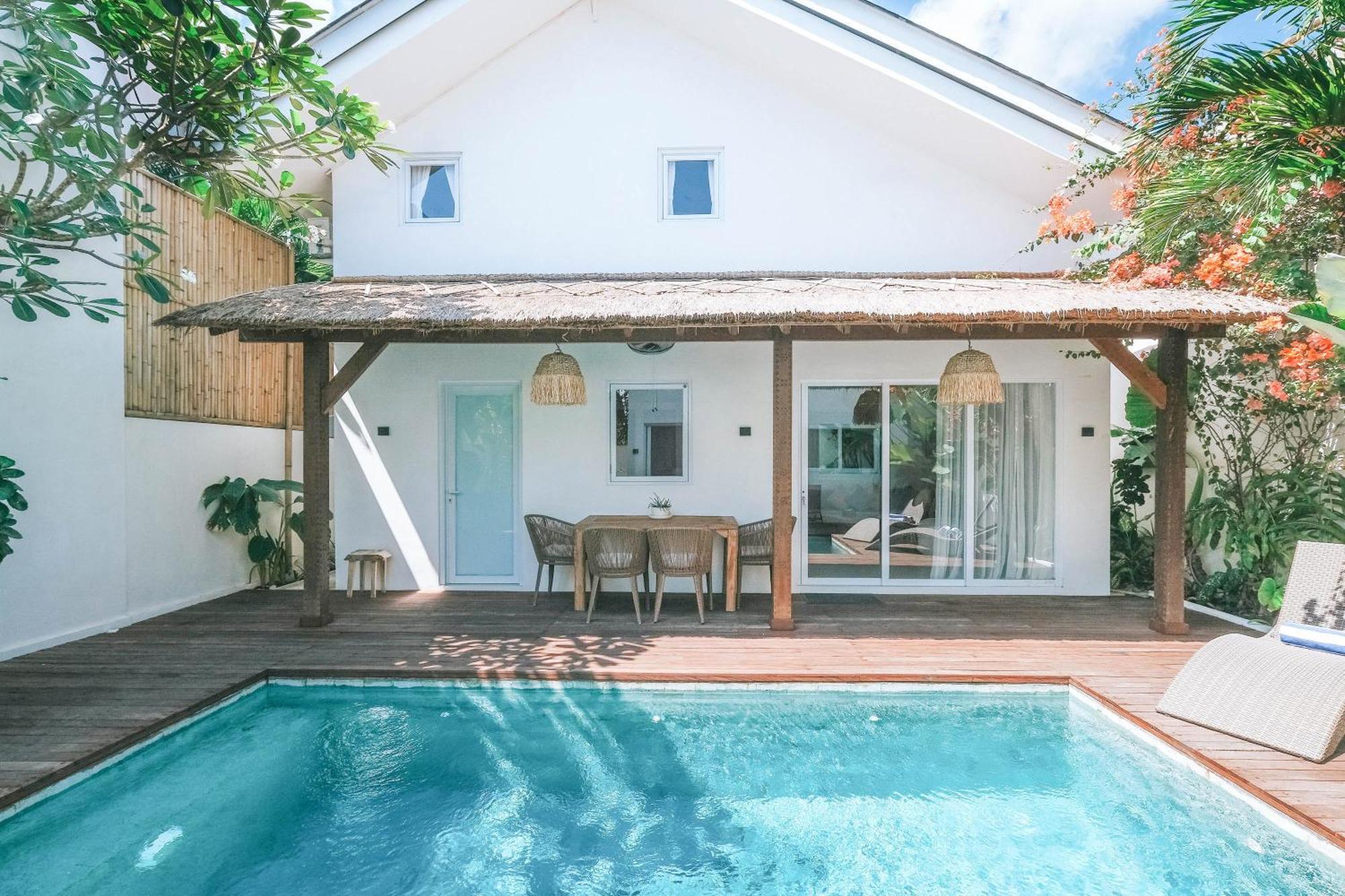 Sun & Moon Villa Canggu Екстериор снимка