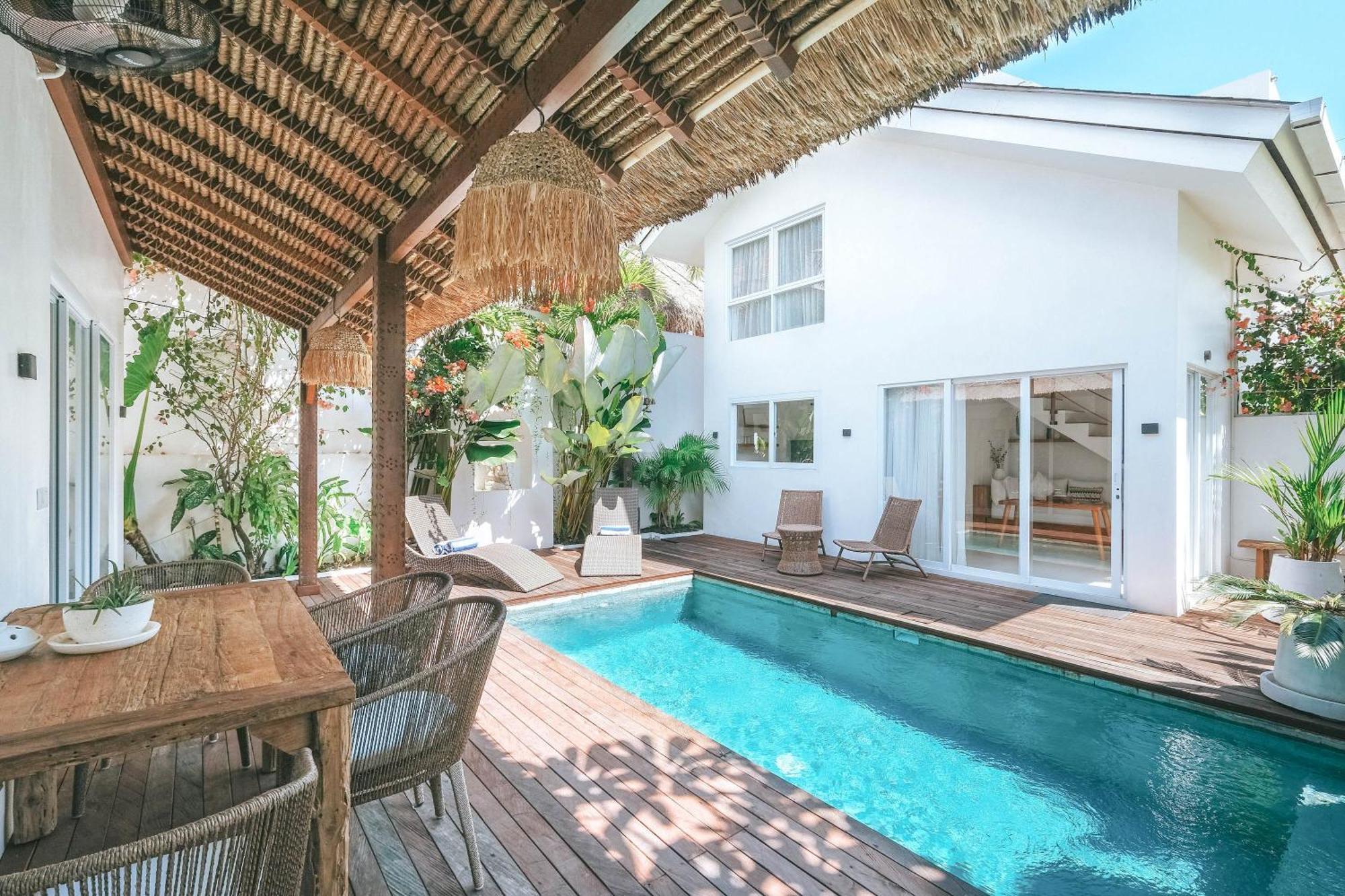 Sun & Moon Villa Canggu Екстериор снимка