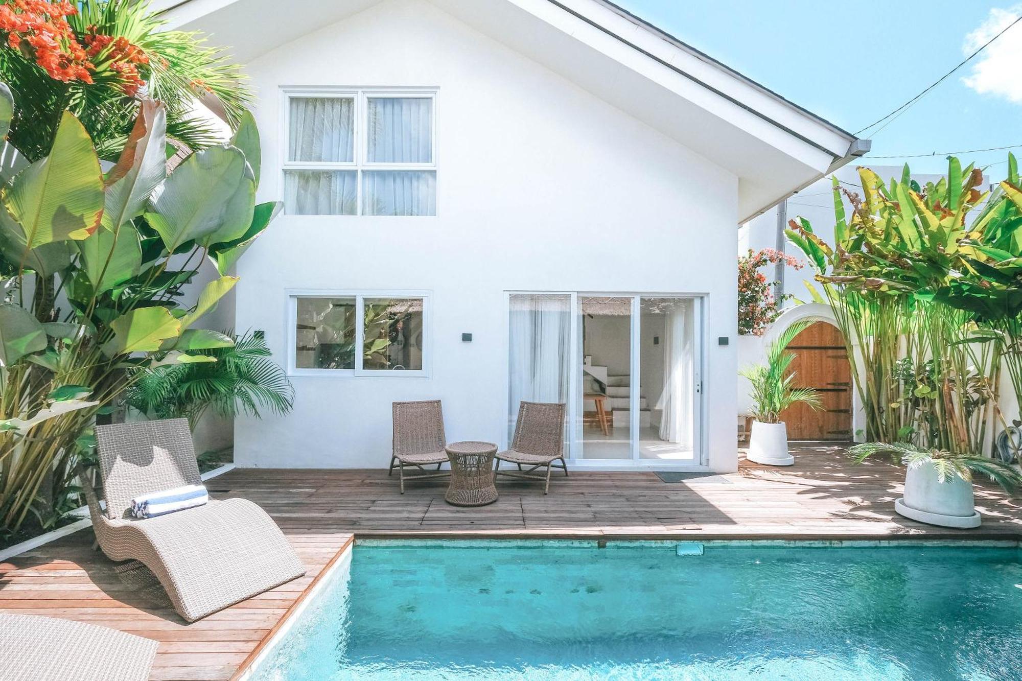 Sun & Moon Villa Canggu Екстериор снимка